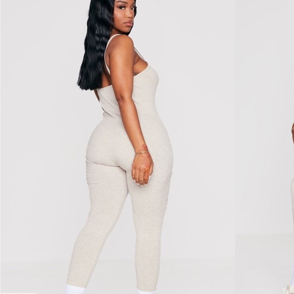 SHAPE OATMEAL THICK RIB SLEEVELESS JUMPSUIT PrettyLittleThing - Picture 3 of 5